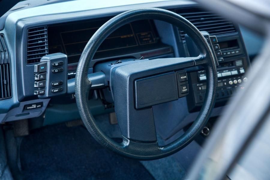 Панель приборов Subaru XT 4WD Turbo 1985 года  (NA) (фото 5 из 12)